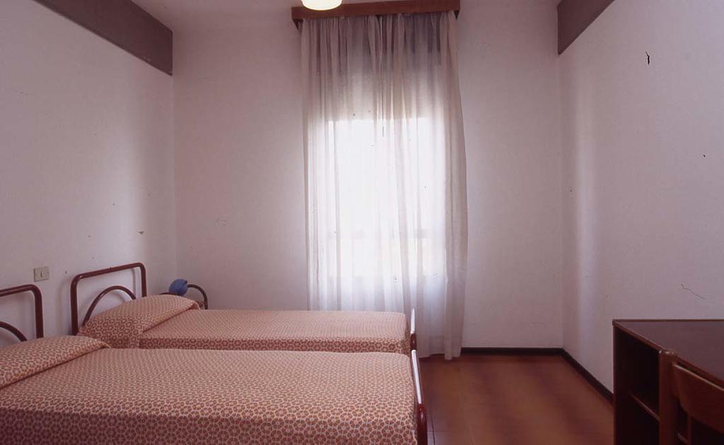 Residence Penelope - Walterigato Apartments Solo Per Famiglie Лидо-ди-Езоло Экстерьер фото