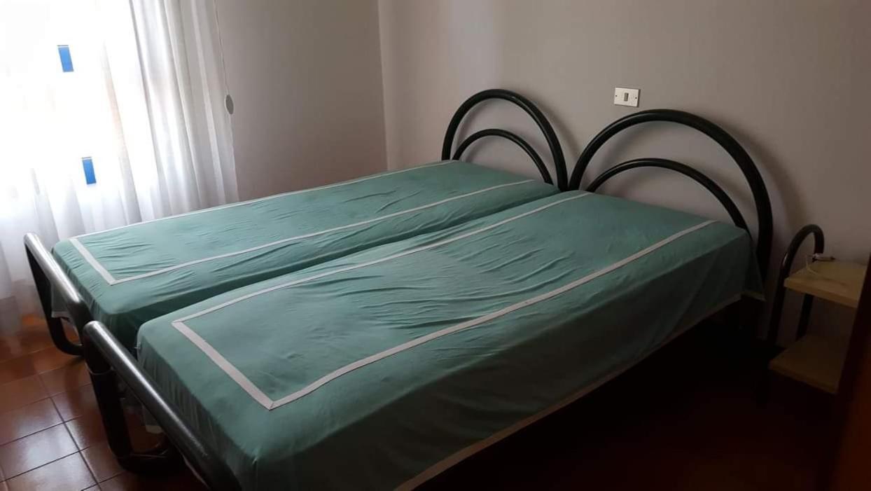 Residence Penelope - Walterigato Apartments Solo Per Famiglie Лидо-ди-Езоло Экстерьер фото